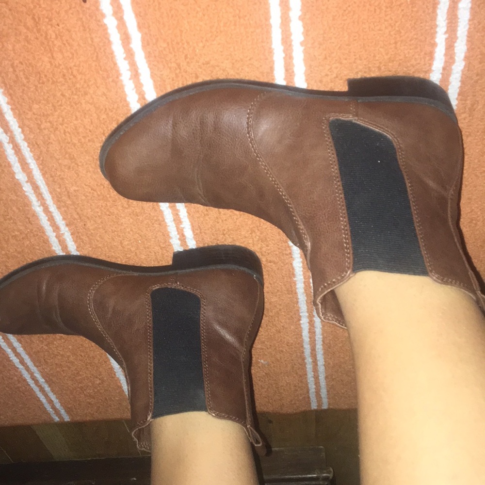Heeled boots - Picture 6 of 7